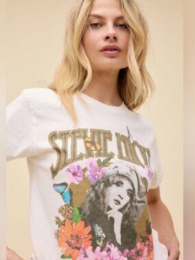 Daydreamer Stevie Nicks Floral Butterfly Graphic Tee Fleetwood Mac Boho